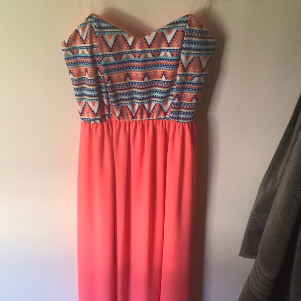 Strapless long dress